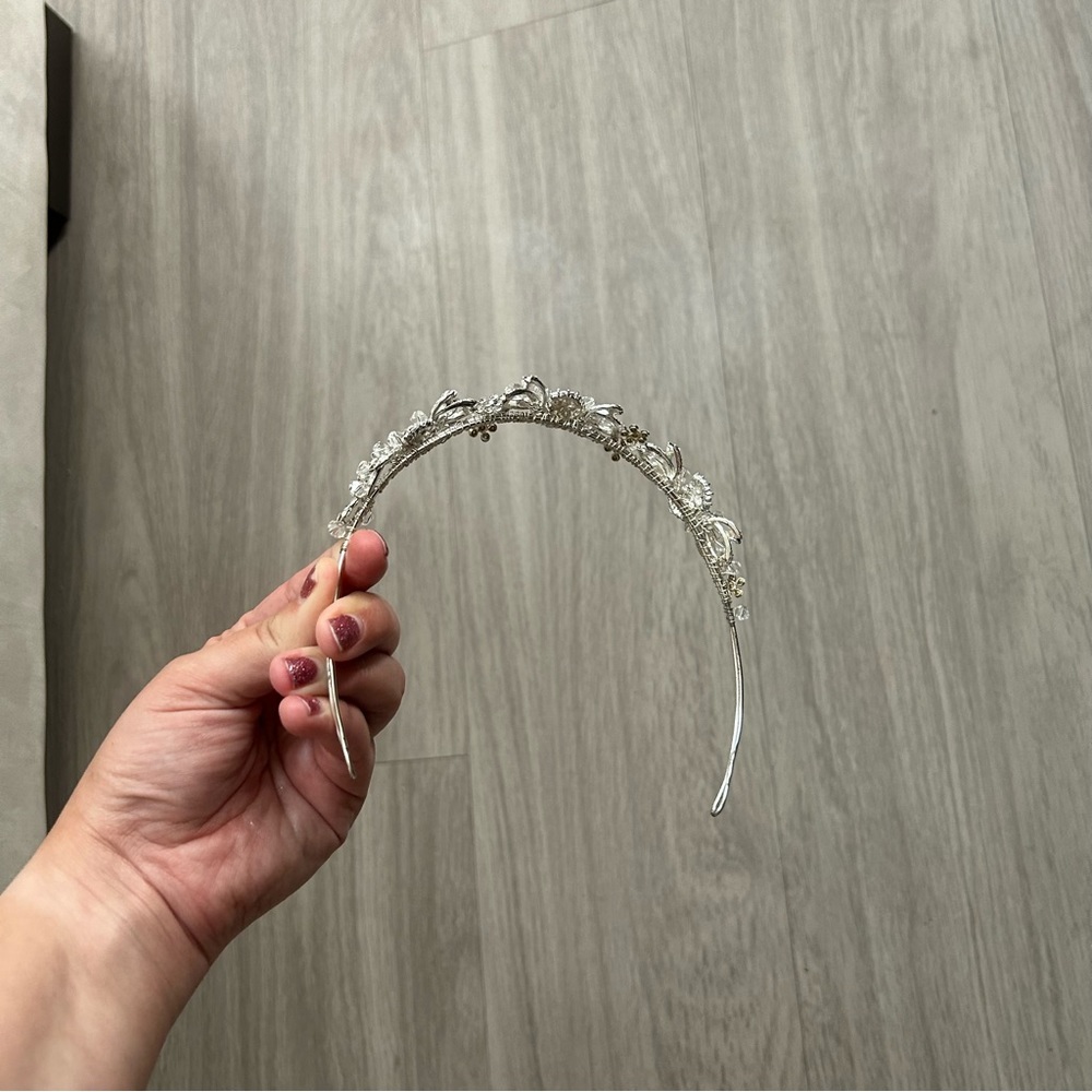 Silver and diamond tiara - Picture 4 of 4
